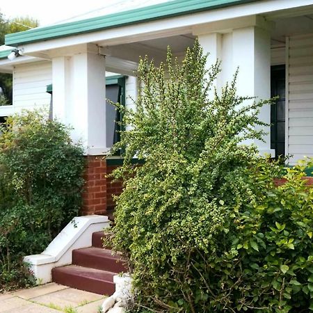 Skymirror Cottage Sea Lake Exterior foto