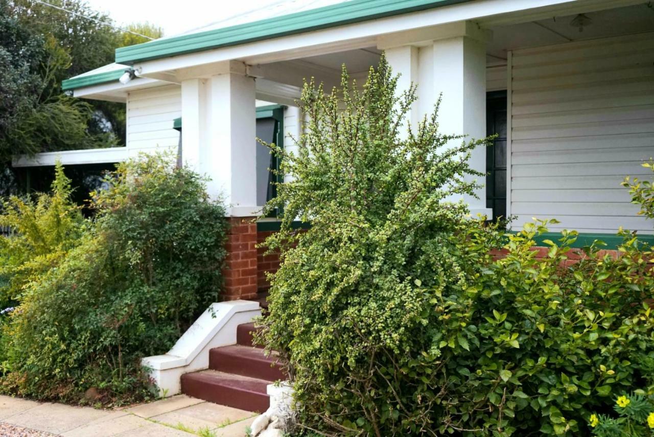 Skymirror Cottage Sea Lake Exterior foto